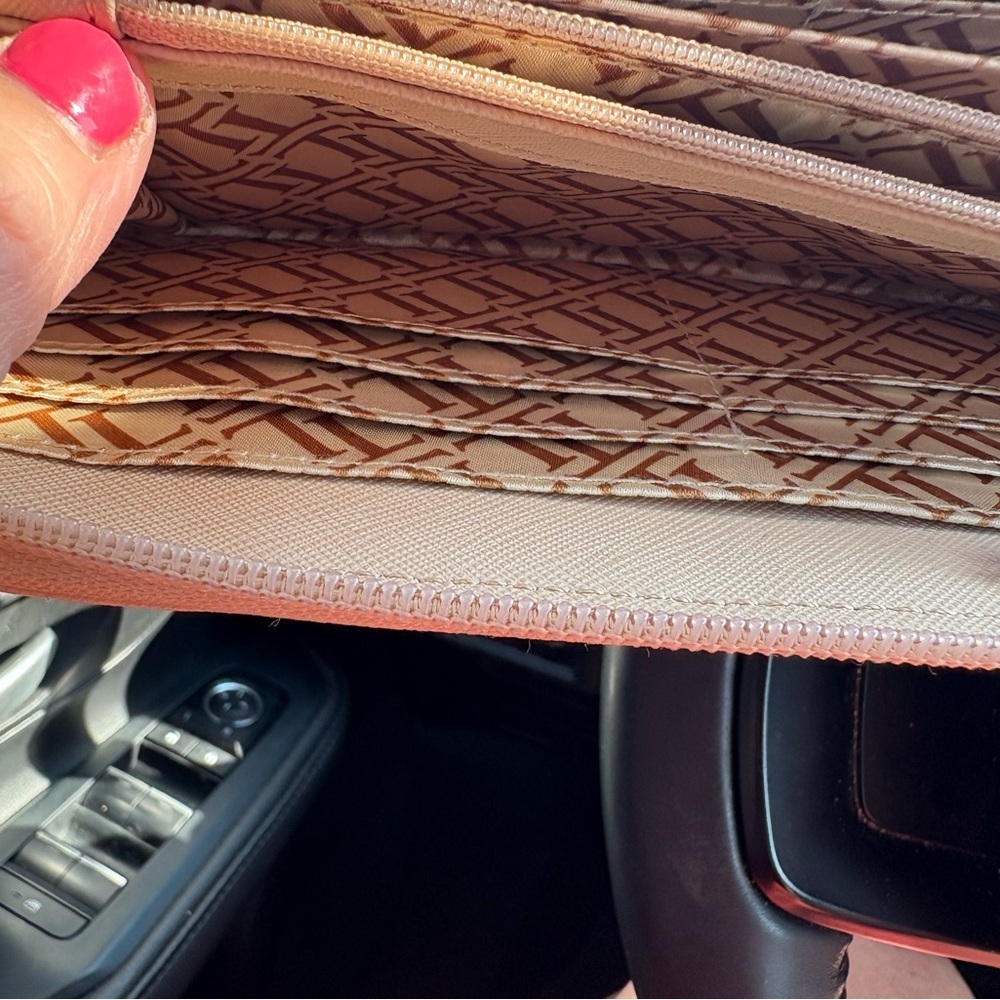 Tignanello Beige wallet - Picture 6 of 7